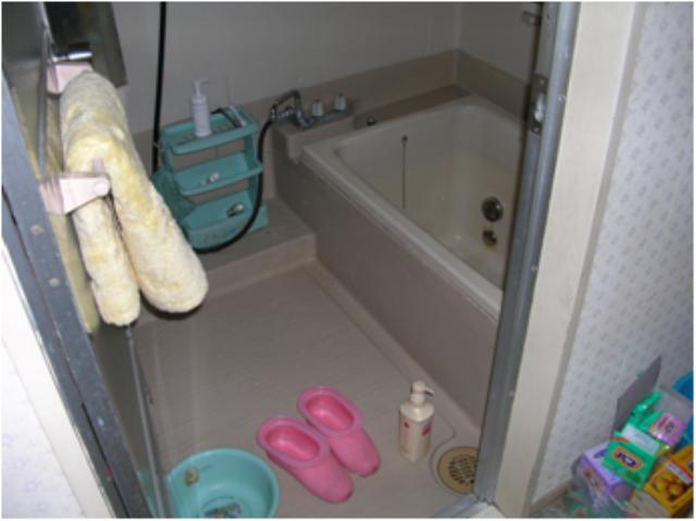 栃木小山水まわり　浴室　施工前